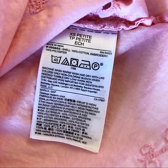 🥂Host Pick! GAP Petites Embroidered Pink Sleeveless Top XSP - Picture 5 of 6